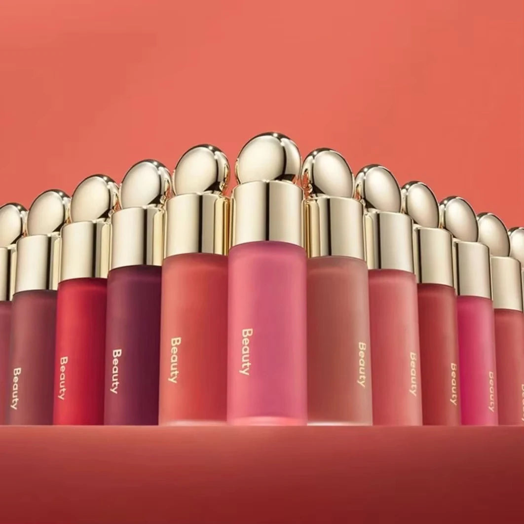 Maquillage chaud rouge à lèvre