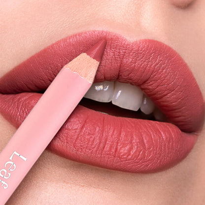 Lápiz labial mate, 12 colores 